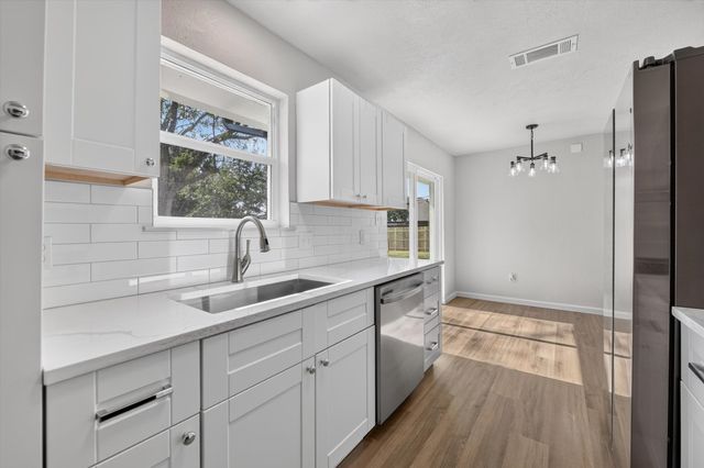 900 S 3rd Street, Sanger, TX 76266