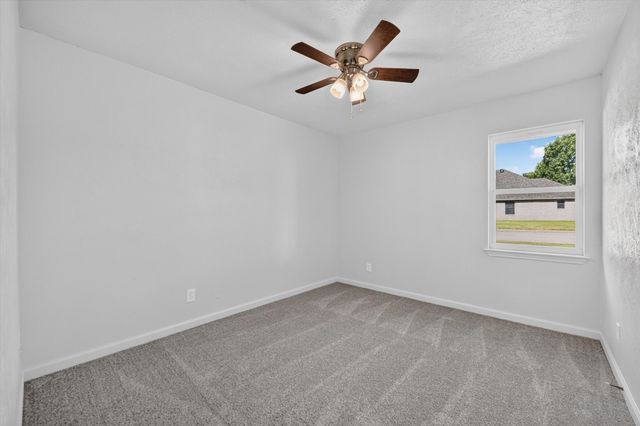 900 S 3rd Street, Sanger, TX 76266