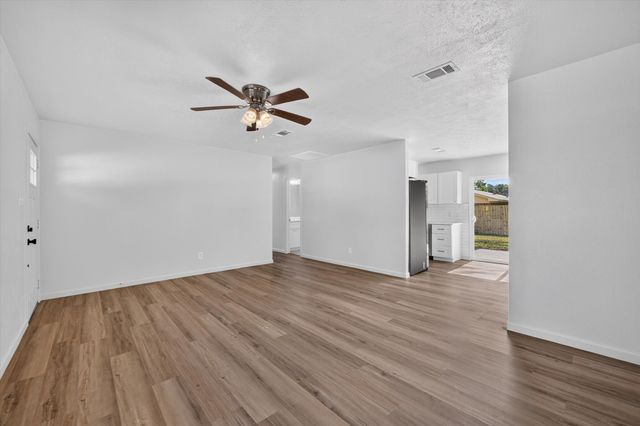 900 S 3rd Street, Sanger, TX 76266