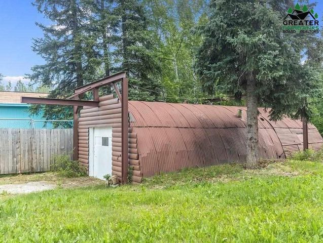 857 FAULTLINE AVENUE, North Pole, AK 99705