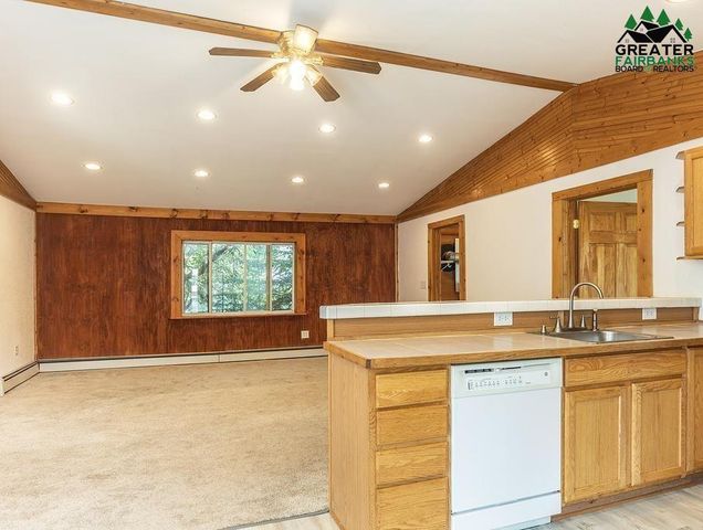 857 FAULTLINE AVENUE, North Pole, AK 99705