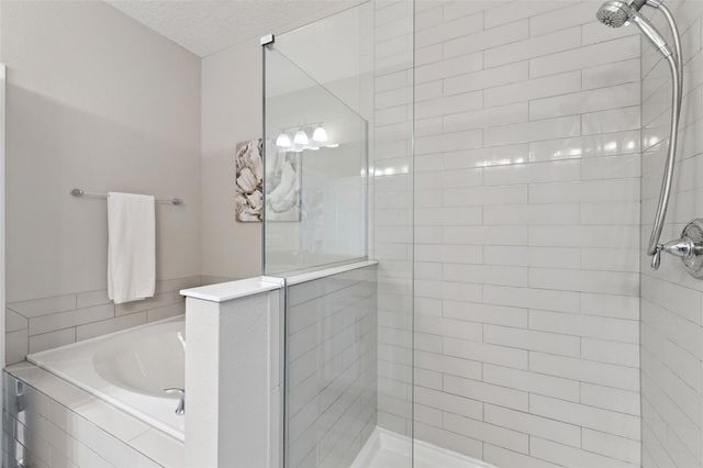 2555 EGRET SHORES DRIVE, Orlando, FL 32825