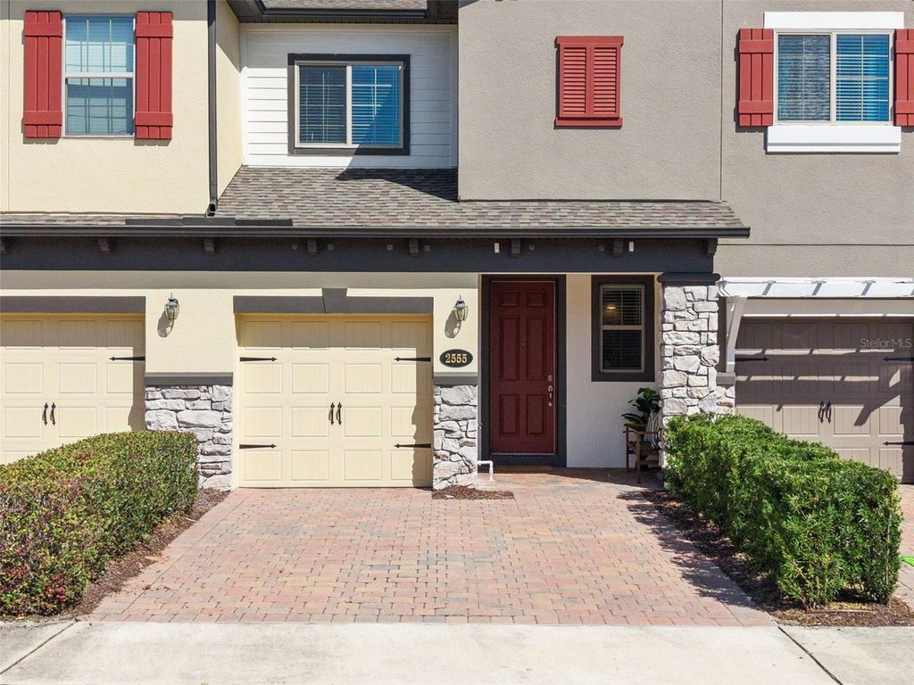Image 2 of property listing at 2555 EGRET SHORES DRIVE, Orlando, FL 32825