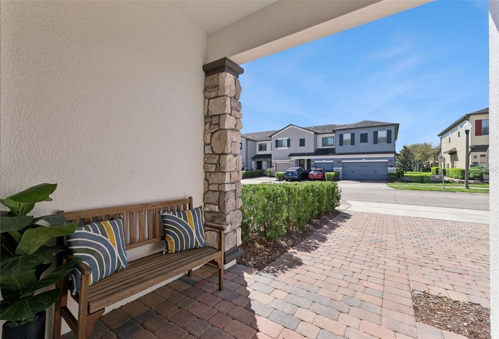 Image 3 of property listing at 2555 EGRET SHORES DRIVE, Orlando, FL 32825