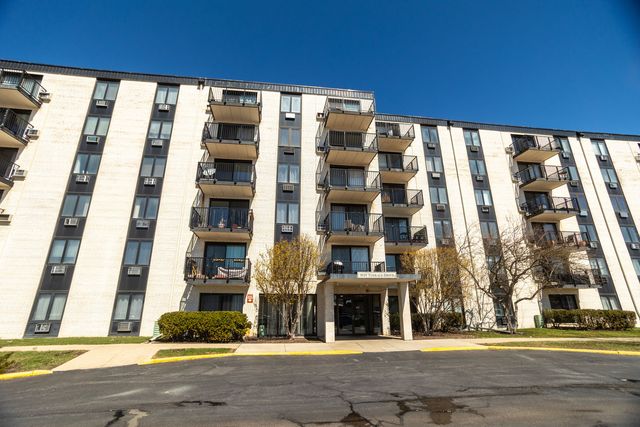 9128 W Terrace Drive 6L, Niles, IL 60714
