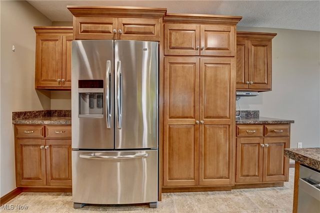 2761 Cove Lane, Millersburg, OH 44654