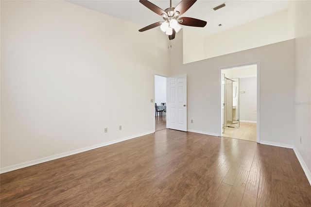 5052 SW 9TH LANE, Gainesville, FL 32607