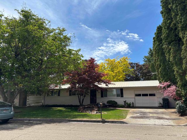 104 12th Ave N, Payette, ID 83661