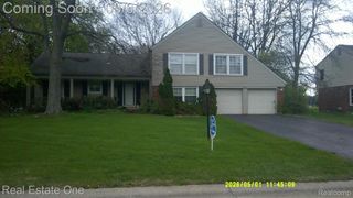 4837 Teddington Drive, West Bloomfield Charter Township, MI 48323