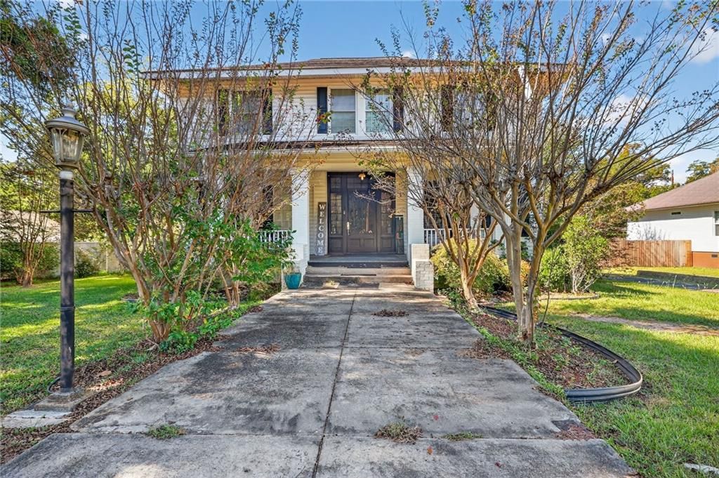 13 S Lumpkin Street, Hawkinsville, GA 31036