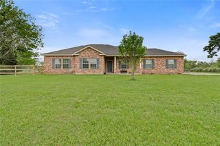 1056 Longhorn Trail, Angleton, TX 77515