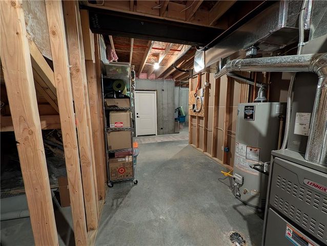 22076 W 93rd Terrace, Lenexa, KS 66220