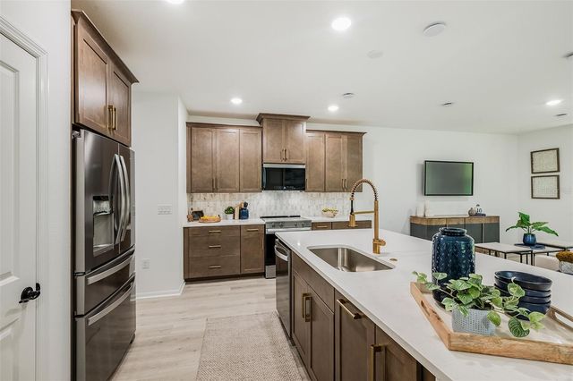 1669 GREENLEAF WOODS COVE, Oviedo, FL 32765