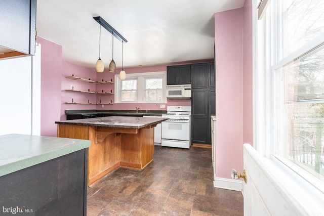 7042 GREENE ST, Philadelphia, PA 19119