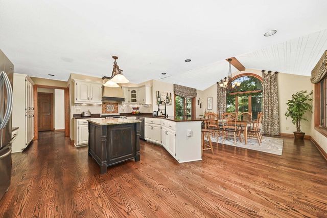 W168N10307 Wildrose LANE, Germantown, WI 53022