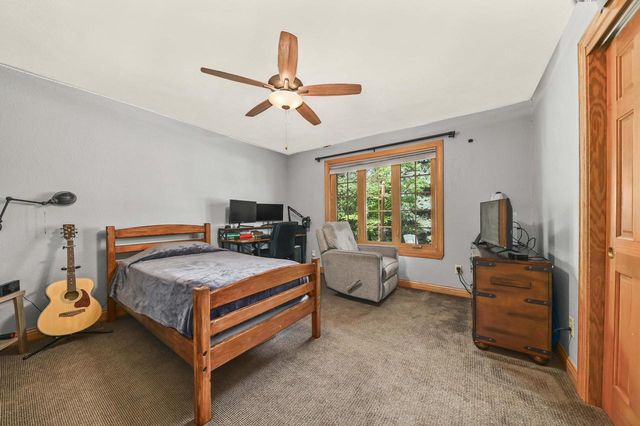 W168N10307 Wildrose LANE, Germantown, WI 53022