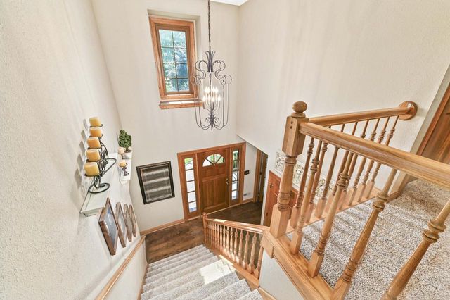 W168N10307 Wildrose LANE, Germantown, WI 53022