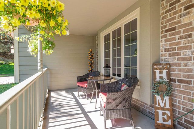 W168N10307 Wildrose LANE, Germantown, WI 53022