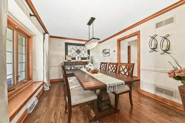 W168N10307 Wildrose LANE, Germantown, WI 53022