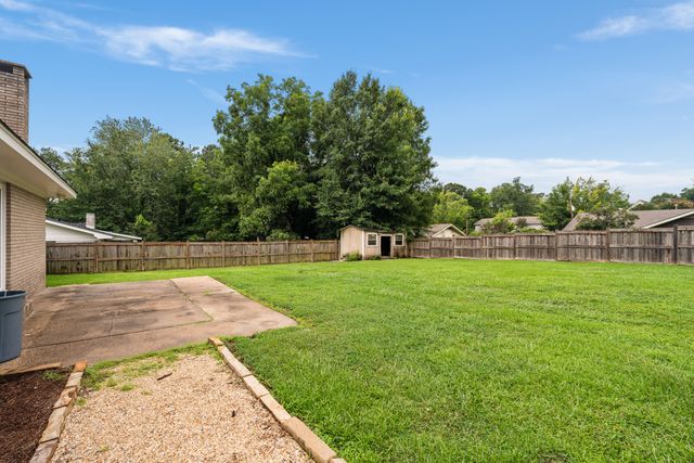 301 S 35th Ave., Hattiesburg, MS 39401