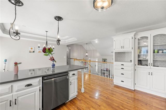 7433 N Smalley Avenue, Kansas City, MO 64158