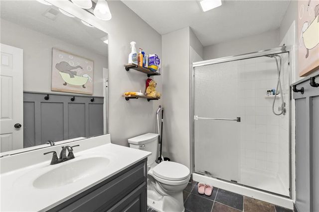 7433 N Smalley Avenue, Kansas City, MO 64158