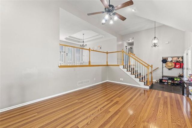 7433 N Smalley Avenue, Kansas City, MO 64158
