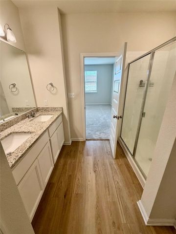 305 Tolo DR, Elgin, TX 78621