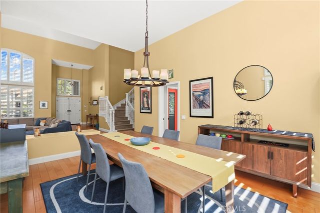 22312 Delia Court, Calabasas, CA 91302