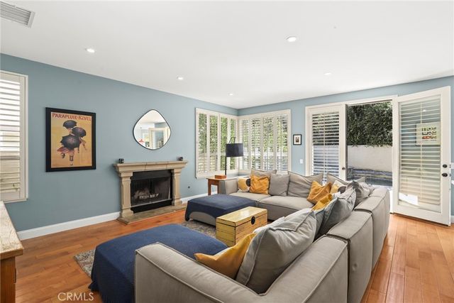 22312 Delia Court, Calabasas, CA 91302