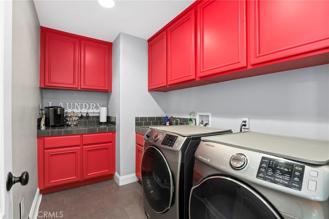 22312 Delia Court, Calabasas, CA 91302
