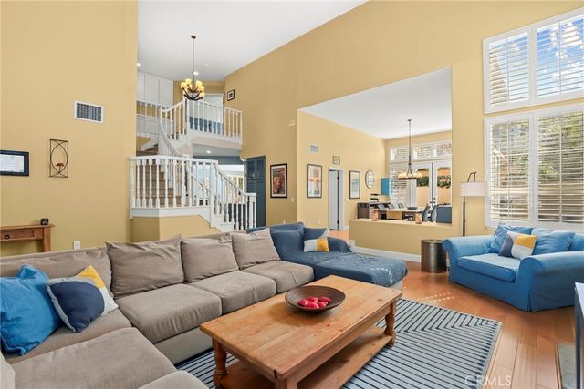 22312 Delia Court, Calabasas, CA 91302