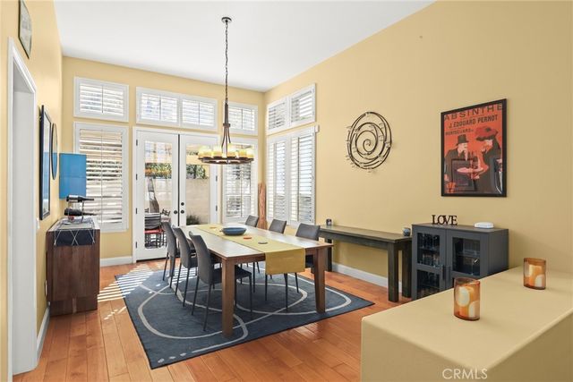 22312 Delia Court, Calabasas, CA 91302