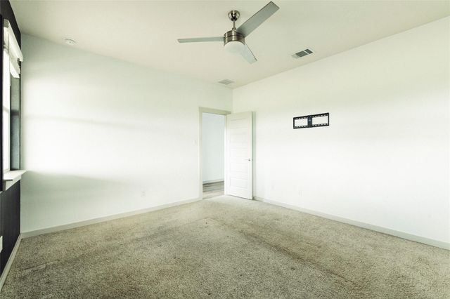 324 Millbrook BLVD, San Marcos, TX 78666