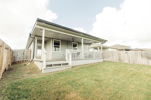 324 Millbrook BLVD, San Marcos, TX 78666