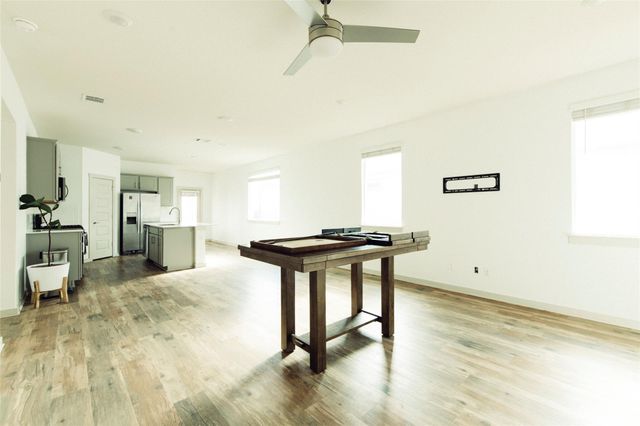 324 Millbrook BLVD, San Marcos, TX 78666