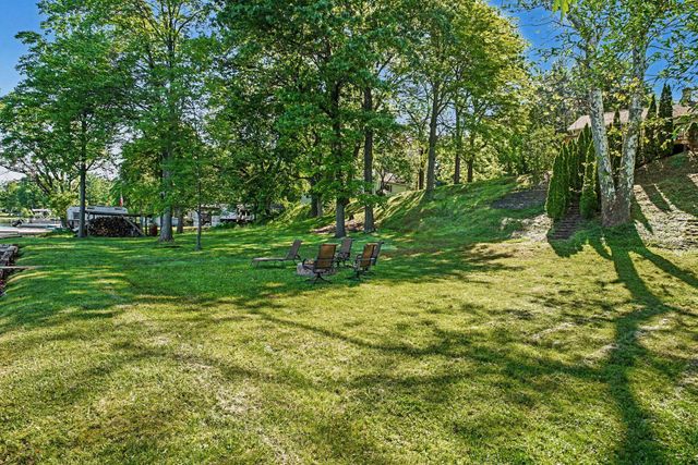 14516 Lilly Lake Drive, Newberg Twp, MI 49061