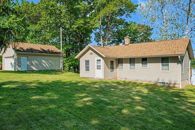 14516 Lilly Lake Drive, Newberg Twp, MI 49061