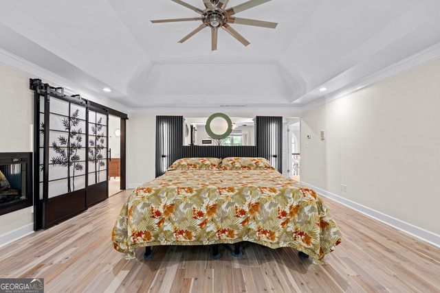 230 Camelot Drive, Fayetteville, GA 30214