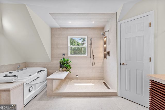 230 Camelot Drive, Fayetteville, GA 30214