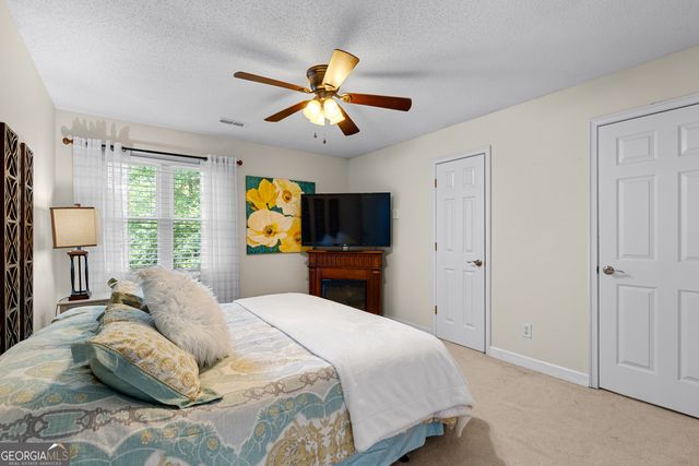 230 Camelot Drive, Fayetteville, GA 30214