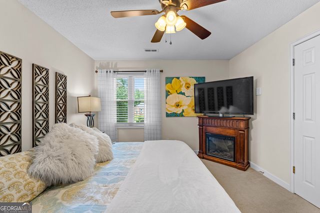 230 Camelot Drive, Fayetteville, GA 30214