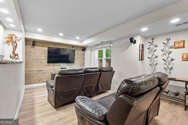 230 Camelot Drive, Fayetteville, GA 30214