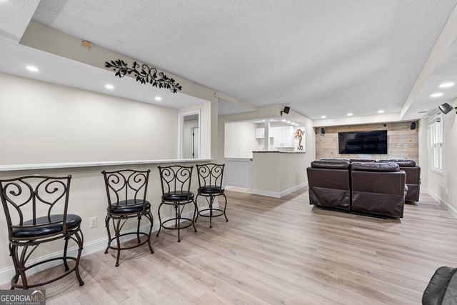 230 Camelot Drive, Fayetteville, GA 30214