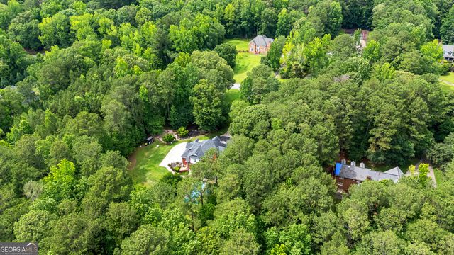 230 Camelot Drive, Fayetteville, GA 30214