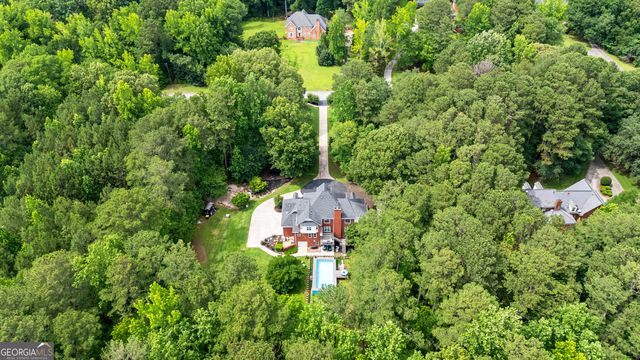 230 Camelot Drive, Fayetteville, GA 30214