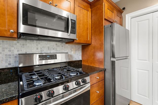 126 Jersey St 201, Boston, MA 02215