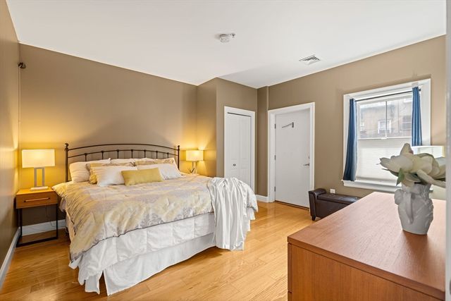 126 Jersey St 201, Boston, MA 02215