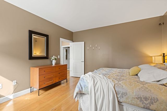 126 Jersey St 201, Boston, MA 02215