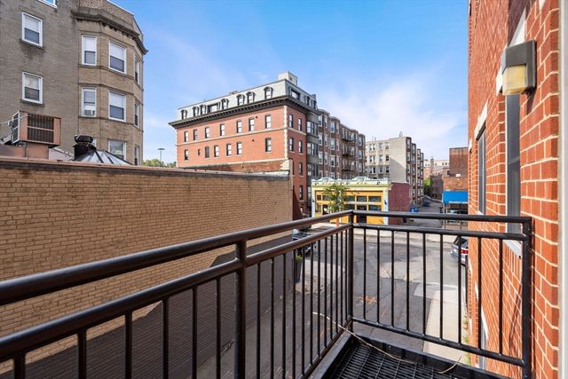 126 Jersey St 201, Boston, MA 02215